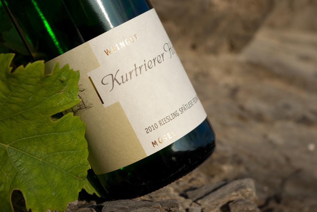 ホテル Weinhaus Kurtrierer Hof ライヴェン エクステリア 写真